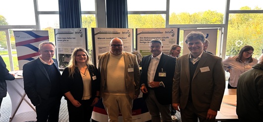 Vertreten von Deltaport, IHK und der Stadt Wesel